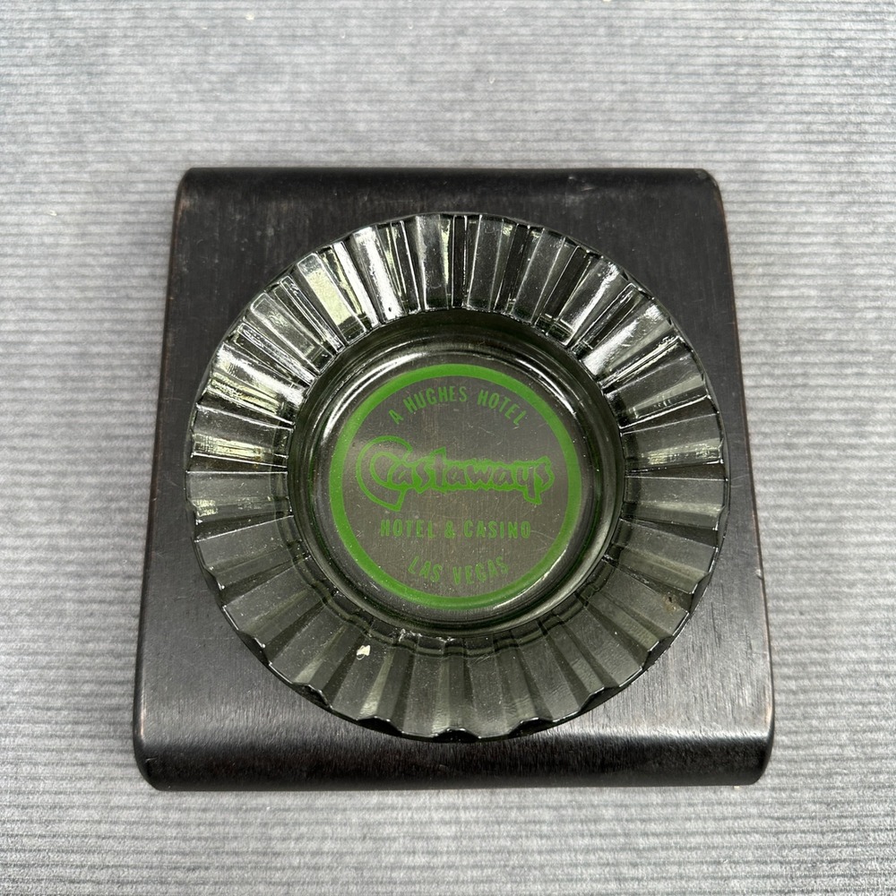 Vintage Castaways Hotel‎ Casino Las Vegas Glass Ashtray Howard Hughes Green Logo